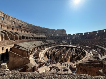 Le surtourisme en Europe : un phénomène de masse entre culture, réseaux sociaux et consommation