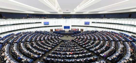 UE al bivio: Federazione o irrilevanza totale