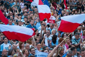 Stealing freedoms and getting away with it : Reproductive rights and rule of law in Poland