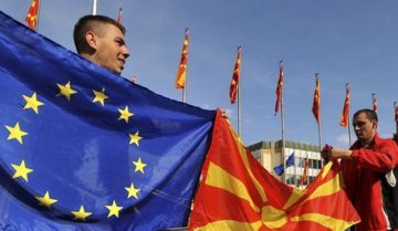 “It takes two to tango”: Enlargement Commissioner Štefan Füle comments on Macedonia's accession talks and name dispute with Greece