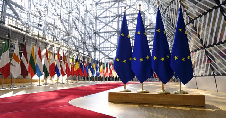 « Top jobs européens » : déjà des spéculations à la veille des élections européennes