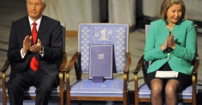 The empty chair, but Democratic Vistas radiate