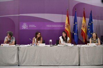 Le Courrier d'Europe : Irene Montero Gil, une ministre espagnole en pleine ascension