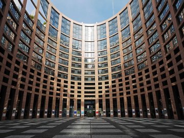 Making Europe more democratic: Why the European Parliament needs a right of initiative