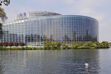 Veränderungen der Parteizugehörigkeiten könnten das Europäische Parlament neu ordnen