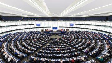 UE al bivio: Federazione o irrilevanza totale