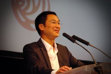 Liêm Hoang-Ngoc : « votre génération doit porter l'Europe politique et fédérale »