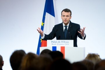 Briefing : President Macron's address on the coronavirus situation