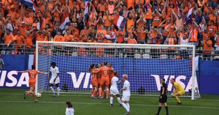 Football féminin au sein de l'Union européenne : la chute ou l'envol ? 