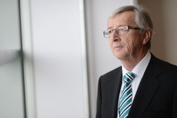 Juncker accelera: primi elementi per una politica economica europea
