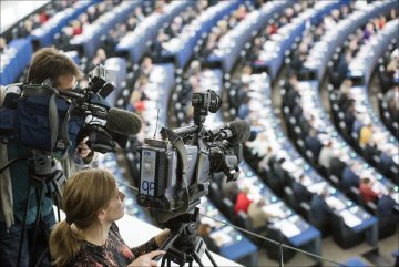 Cambiamenti nell'affiliazione dei partiti Europei pronti a stravolgere il Parlamento Europeo 