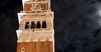 Cartellino rosso al Consiglio regionale del Veneto