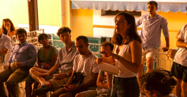 «Non è scontato che per tutte le femministe il federalismo sia rilevante»: Nina Höll incontra Melanie Thut