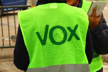 Vox: l'offensiva per rimanere a galla